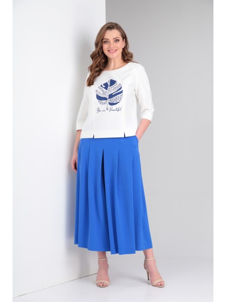 М-425 молочный и василек